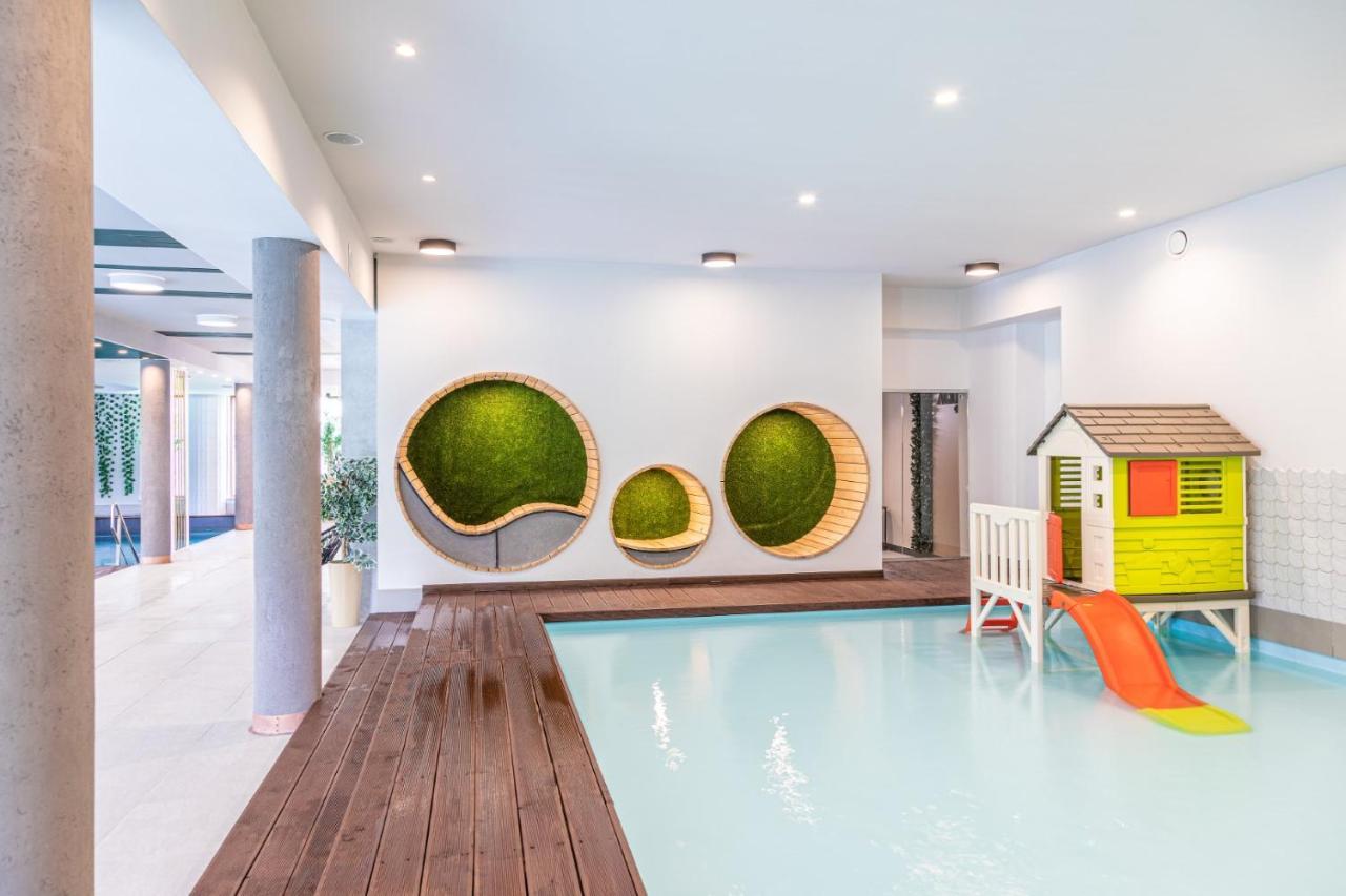 Sudecki Hotell Karpacz Exteriör bild